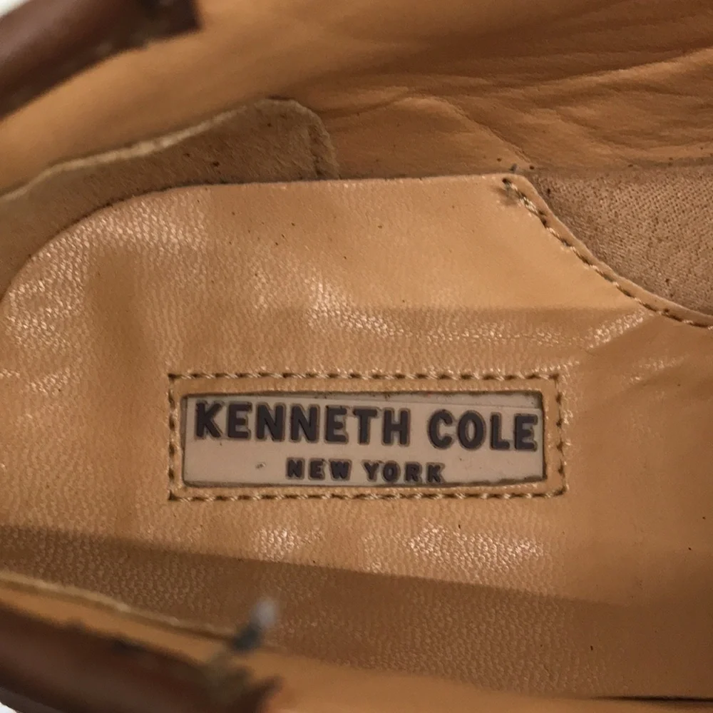 KENNETH COLE NEW YORK Real Deal Crazy Horse Brown Leather Chukka Boots—Boys 11